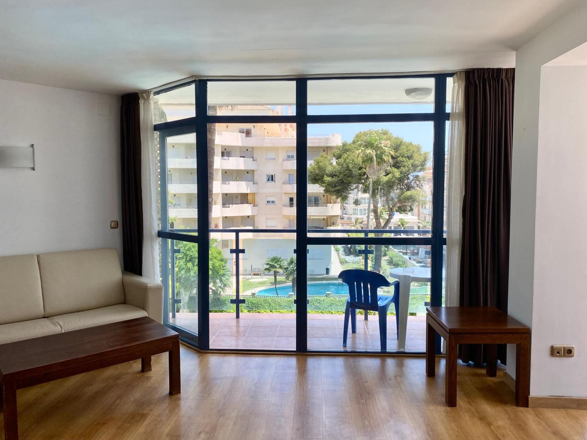 Apartamentos Ms Pepita 베날마데나코스타 외부 사진